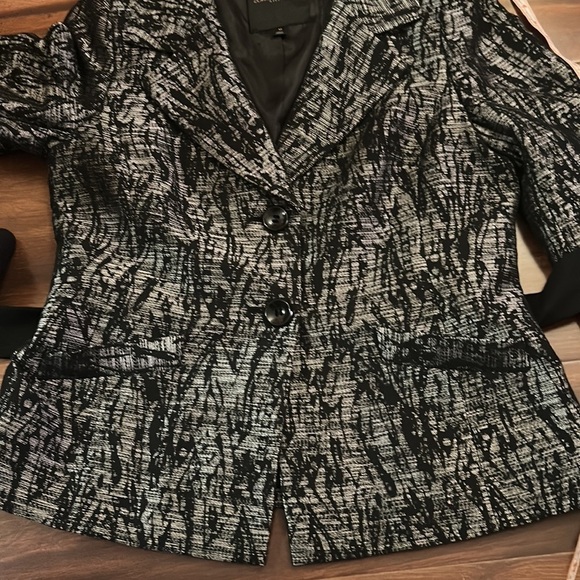 CLASSIQUES ENTIER Atelier Blazer size Medium - Picture 10 of 11